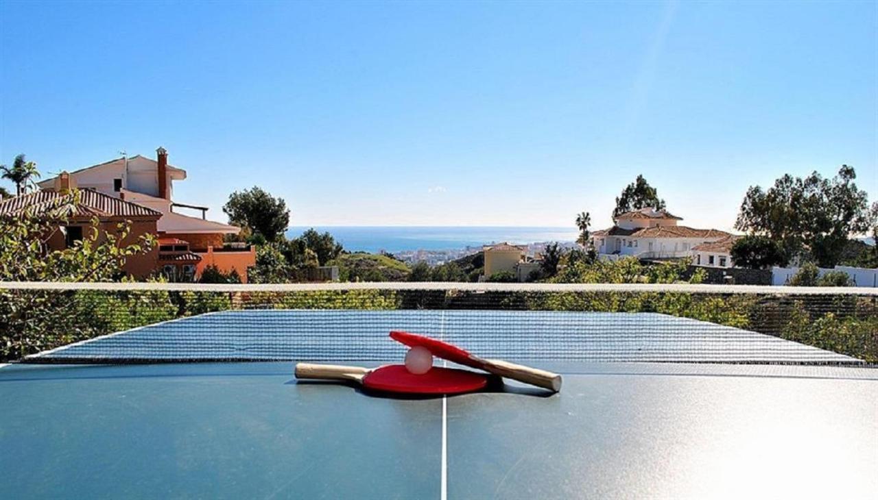 Holiday Villa In 10 Min From Fuengirola Beach With Sea Views Pool Bbq Parking Wifi Aircon Big Garden 미하스 외부 사진