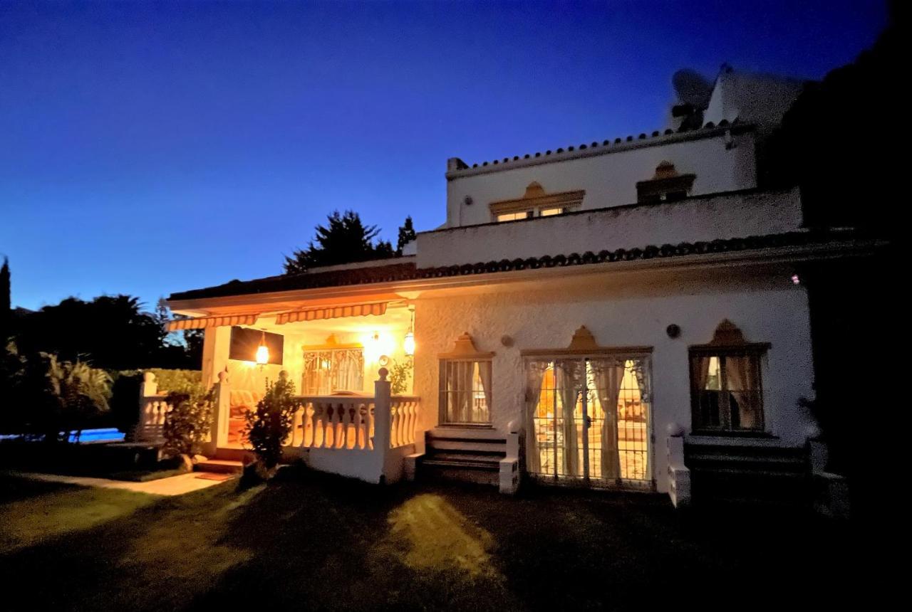 Holiday Villa In 10 Min From Fuengirola Beach With Sea Views Pool Bbq Parking Wifi Aircon Big Garden 미하스 외부 사진