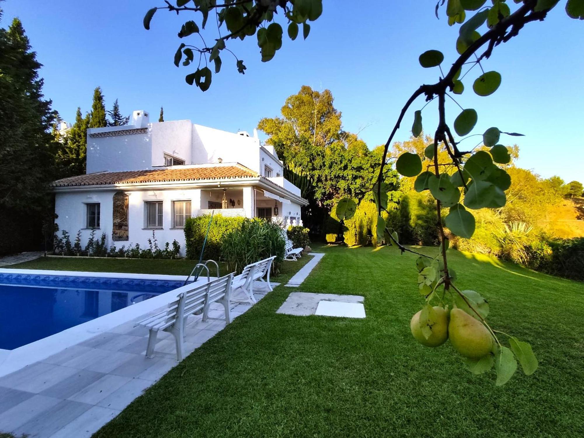 Holiday Villa In 10 Min From Fuengirola Beach With Sea Views Pool Bbq Parking Wifi Aircon Big Garden 미하스 외부 사진