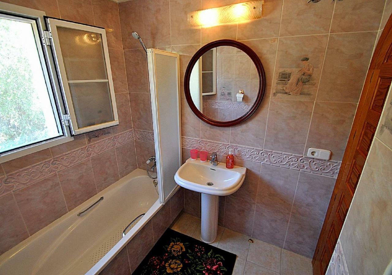 Holiday Villa In 10 Min From Fuengirola Beach With Sea Views Pool Bbq Parking Wifi Aircon Big Garden 미하스 외부 사진