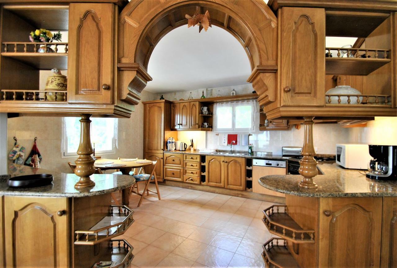 Holiday Villa In 10 Min From Fuengirola Beach With Sea Views Pool Bbq Parking Wifi Aircon Big Garden 미하스 외부 사진