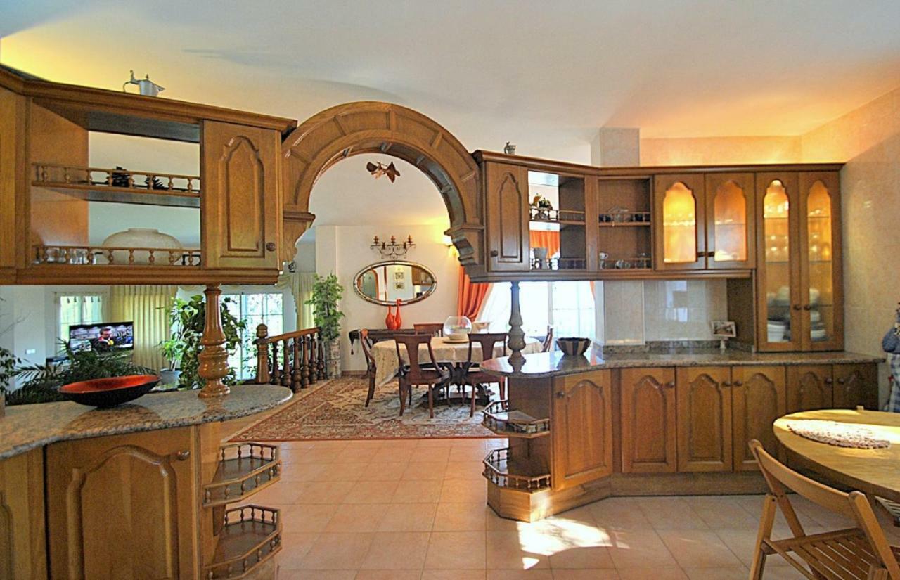 Holiday Villa In 10 Min From Fuengirola Beach With Sea Views Pool Bbq Parking Wifi Aircon Big Garden 미하스 외부 사진